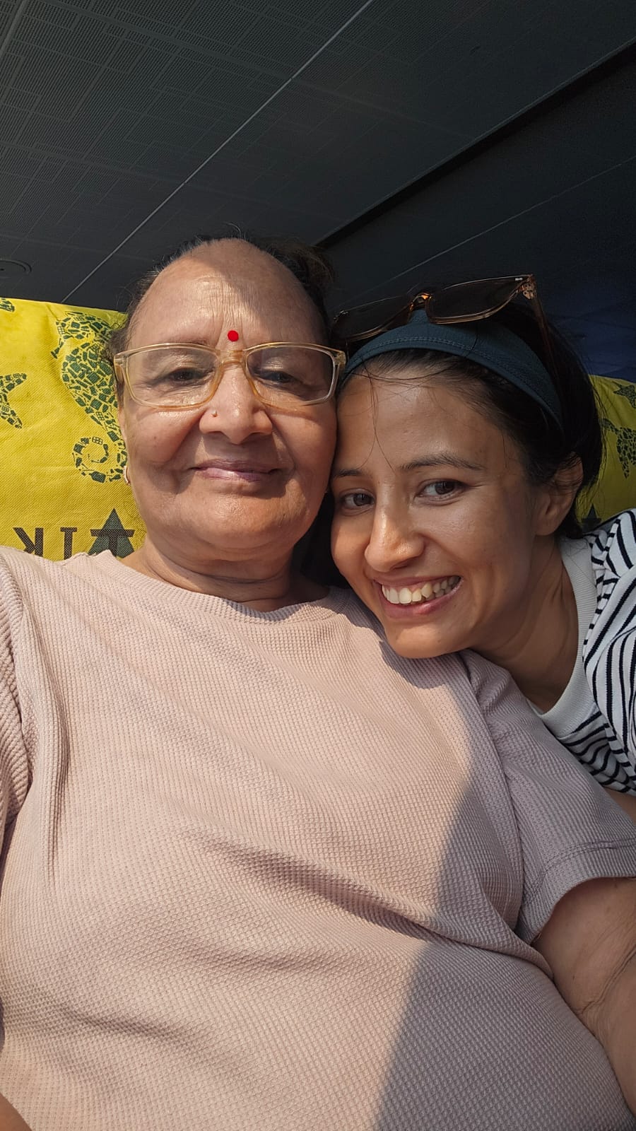 Shakku aur Inu ki tasveer