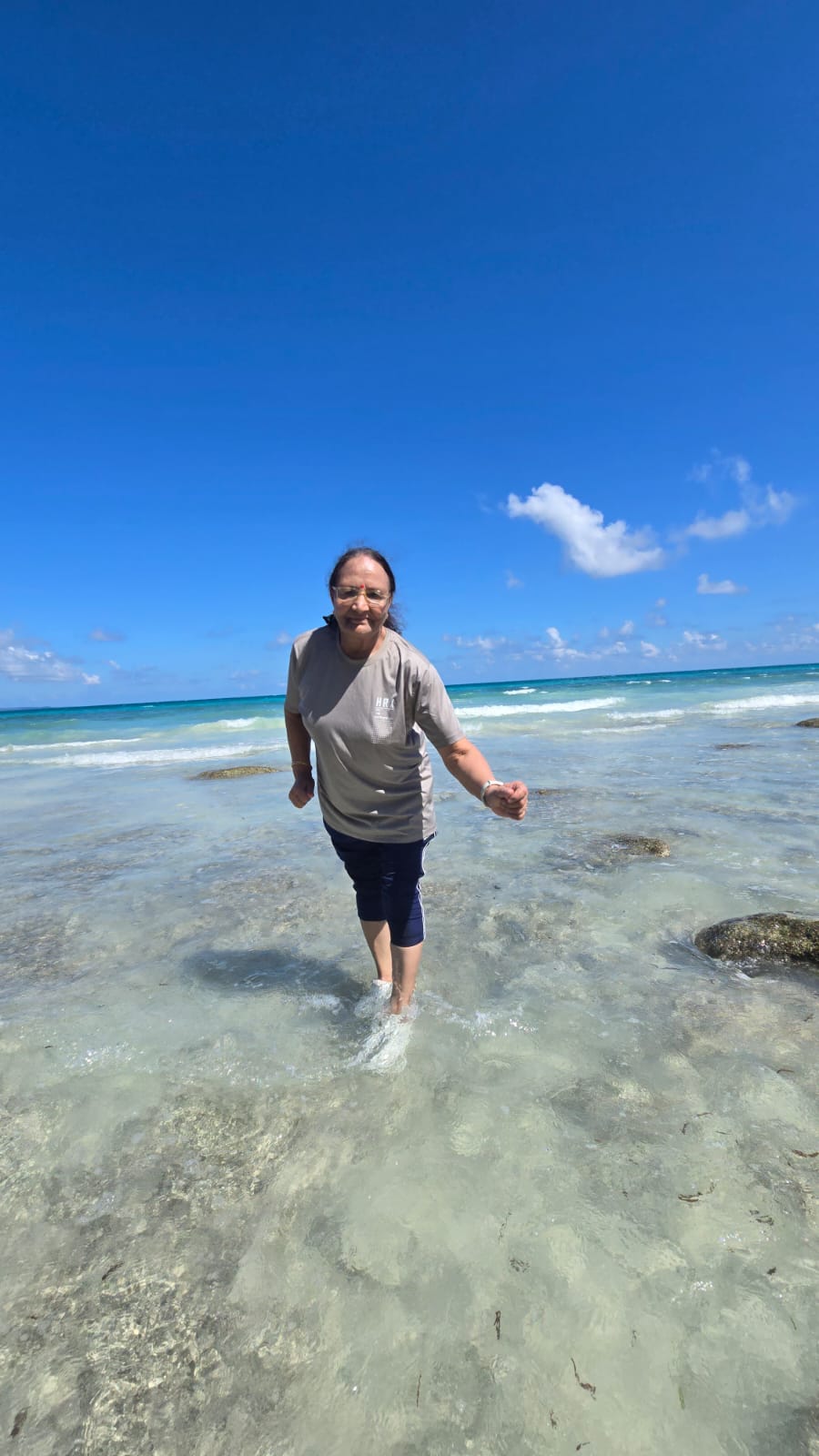 Ek pyari si aakhiri tasveer